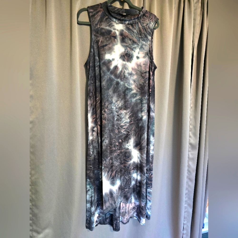 Annalee + Hope Midi Dress